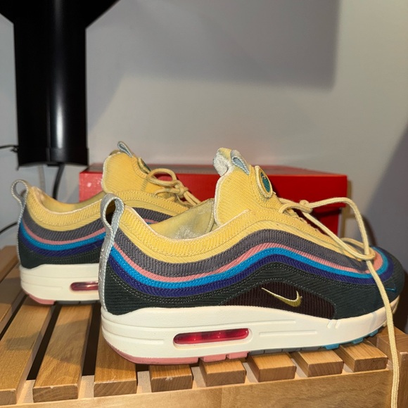 Waverunners Nike Air Max 1/97 Size 9 Wotherspoon W/ Extra Laces &OG Box - Picture 5 of 9
